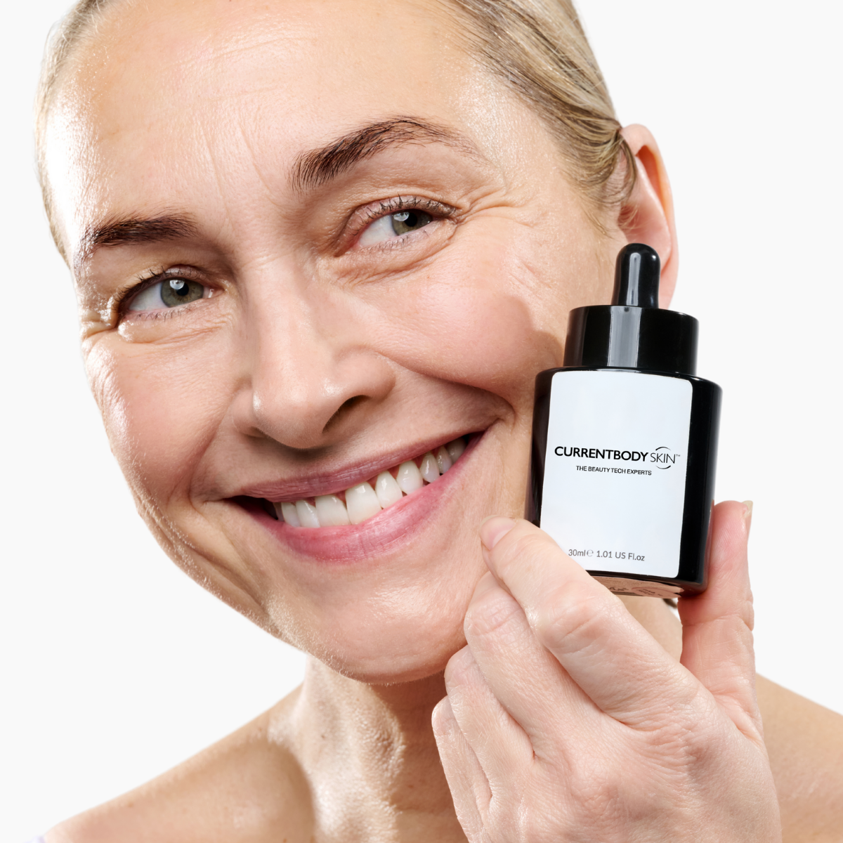 CurrentBody Skin Green Tea Serum (30ml)